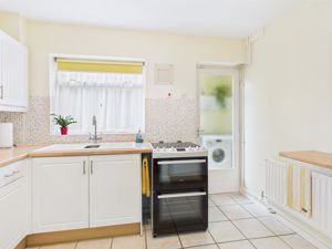 Kitchen- click for photo gallery